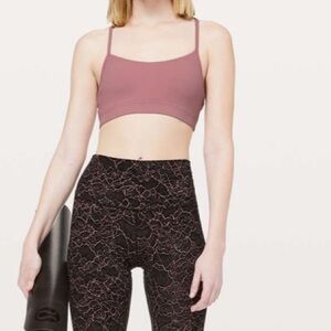 Lululemon flow Y bra nulu style#W2ASYS size 8 in quicksand